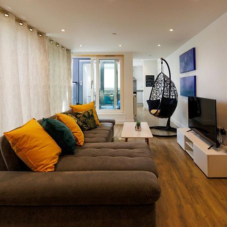 City Centre, Sleeps 7, Stunning Views & Parking, Interconnected Rooms Long Stay Work Contractor Leisure, Diamond Penthouse Cambridge  Luaran gambar