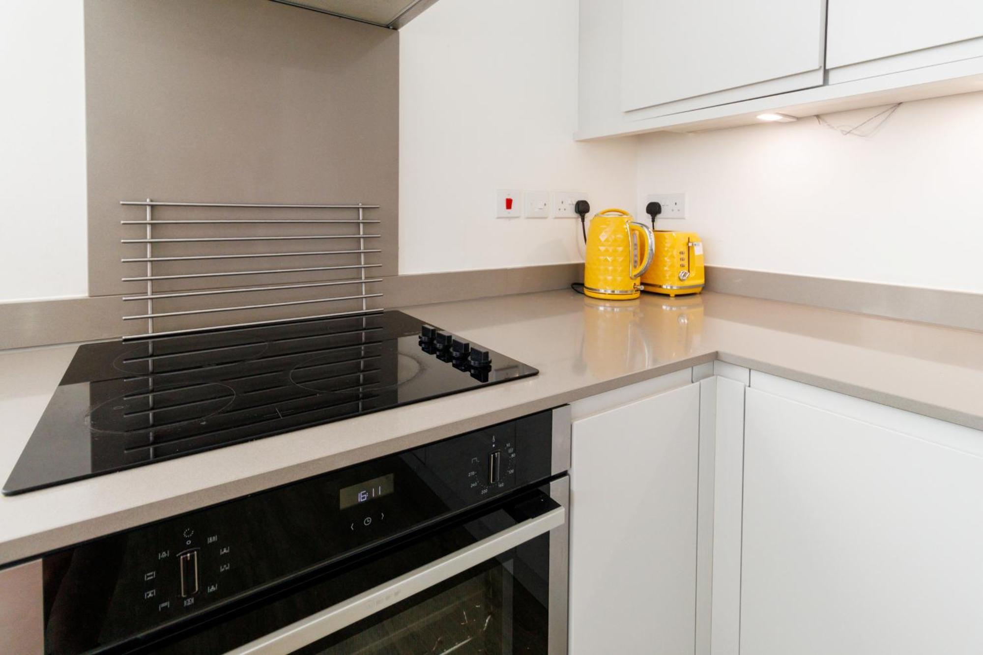 City Centre, Sleeps 7, Stunning Views & Parking, Interconnected Rooms Long Stay Work Contractor Leisure, Diamond Penthouse Cambridge  Luaran gambar