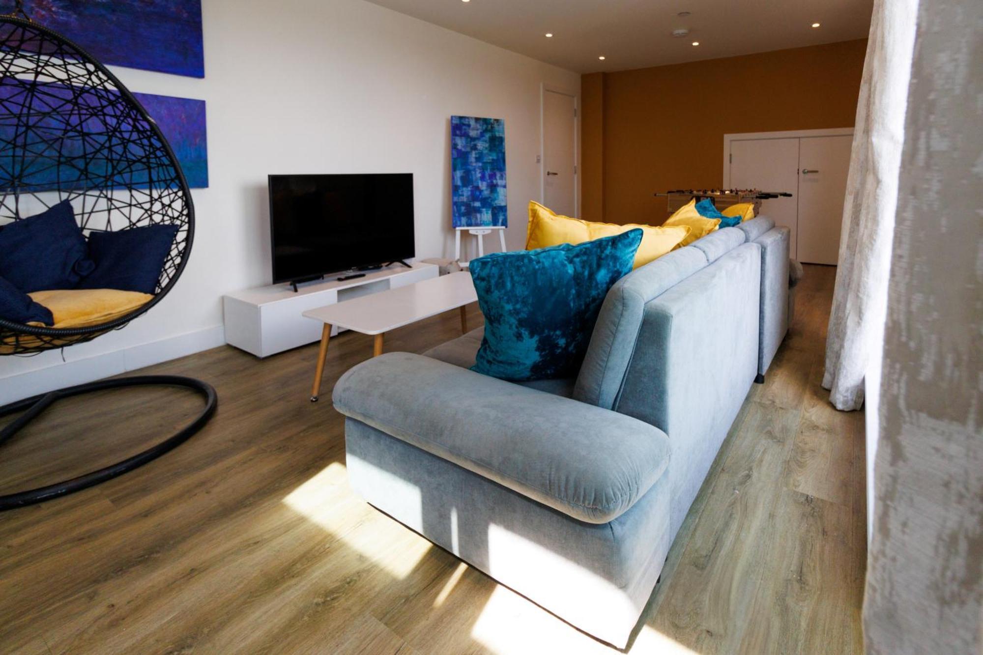 City Centre, Sleeps 7, Stunning Views & Parking, Interconnected Rooms Long Stay Work Contractor Leisure, Diamond Penthouse Cambridge  Luaran gambar
