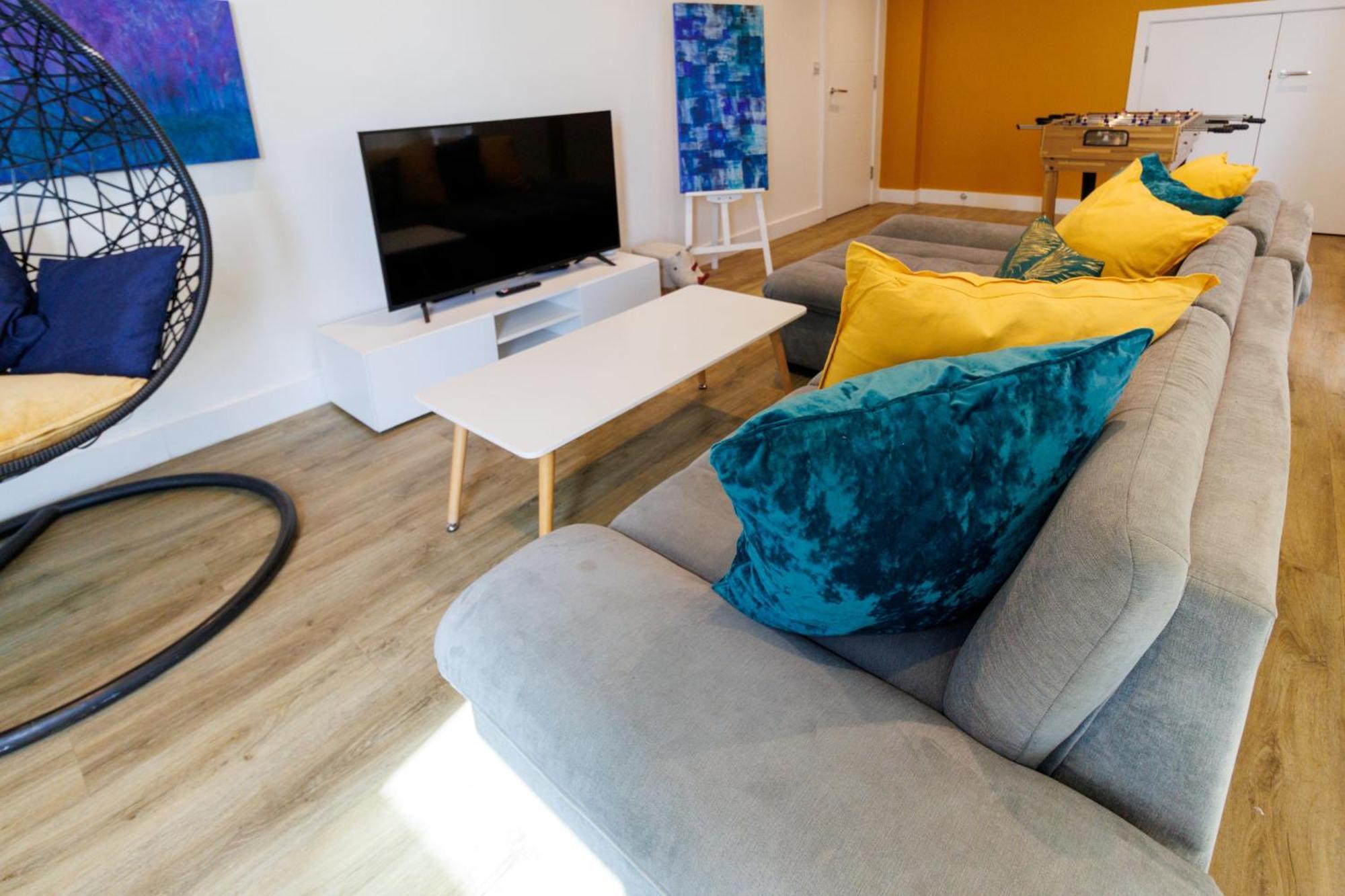 City Centre, Sleeps 7, Stunning Views & Parking, Interconnected Rooms Long Stay Work Contractor Leisure, Diamond Penthouse Cambridge  Luaran gambar