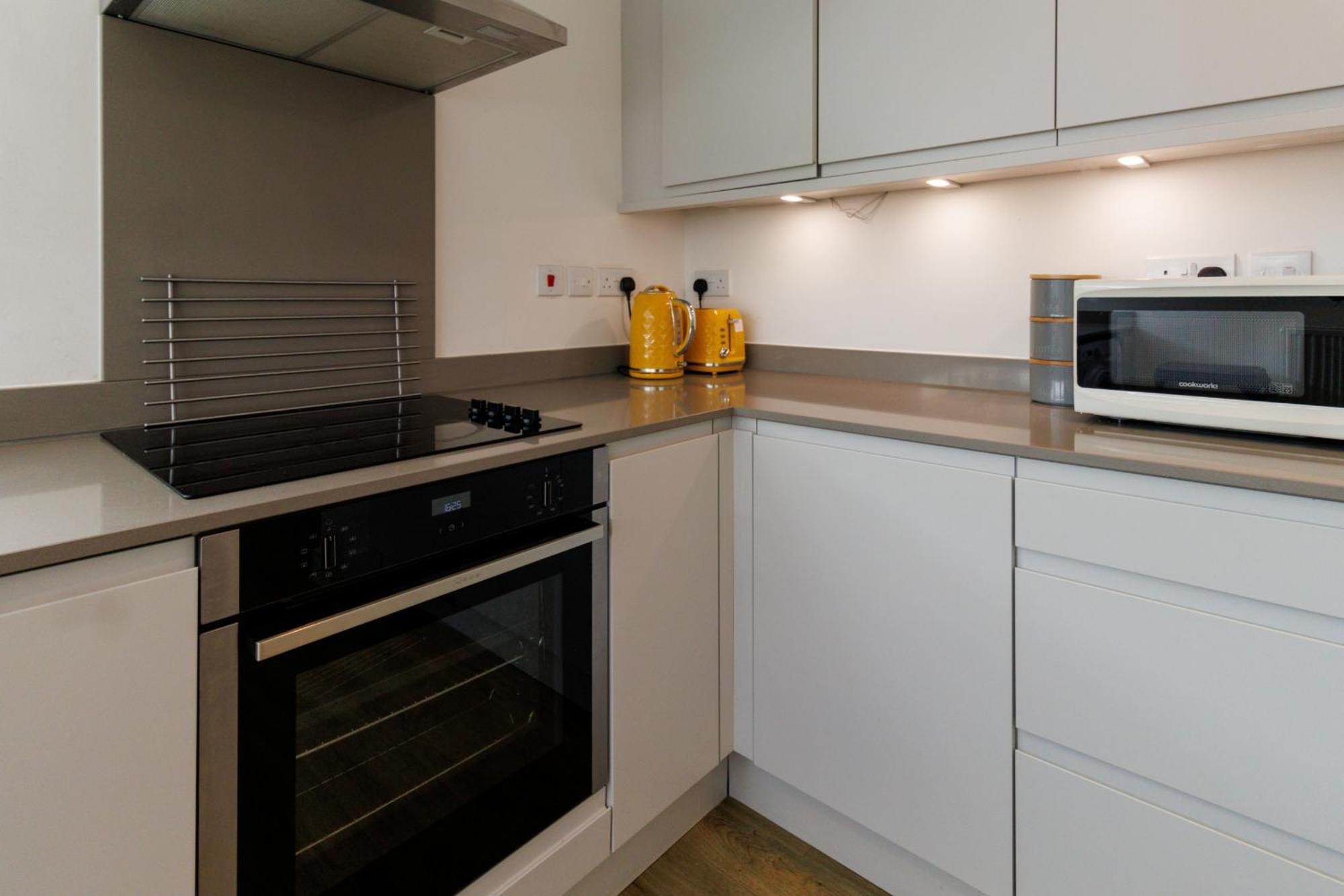 City Centre, Sleeps 7, Stunning Views & Parking, Interconnected Rooms Long Stay Work Contractor Leisure, Diamond Penthouse Cambridge  Luaran gambar