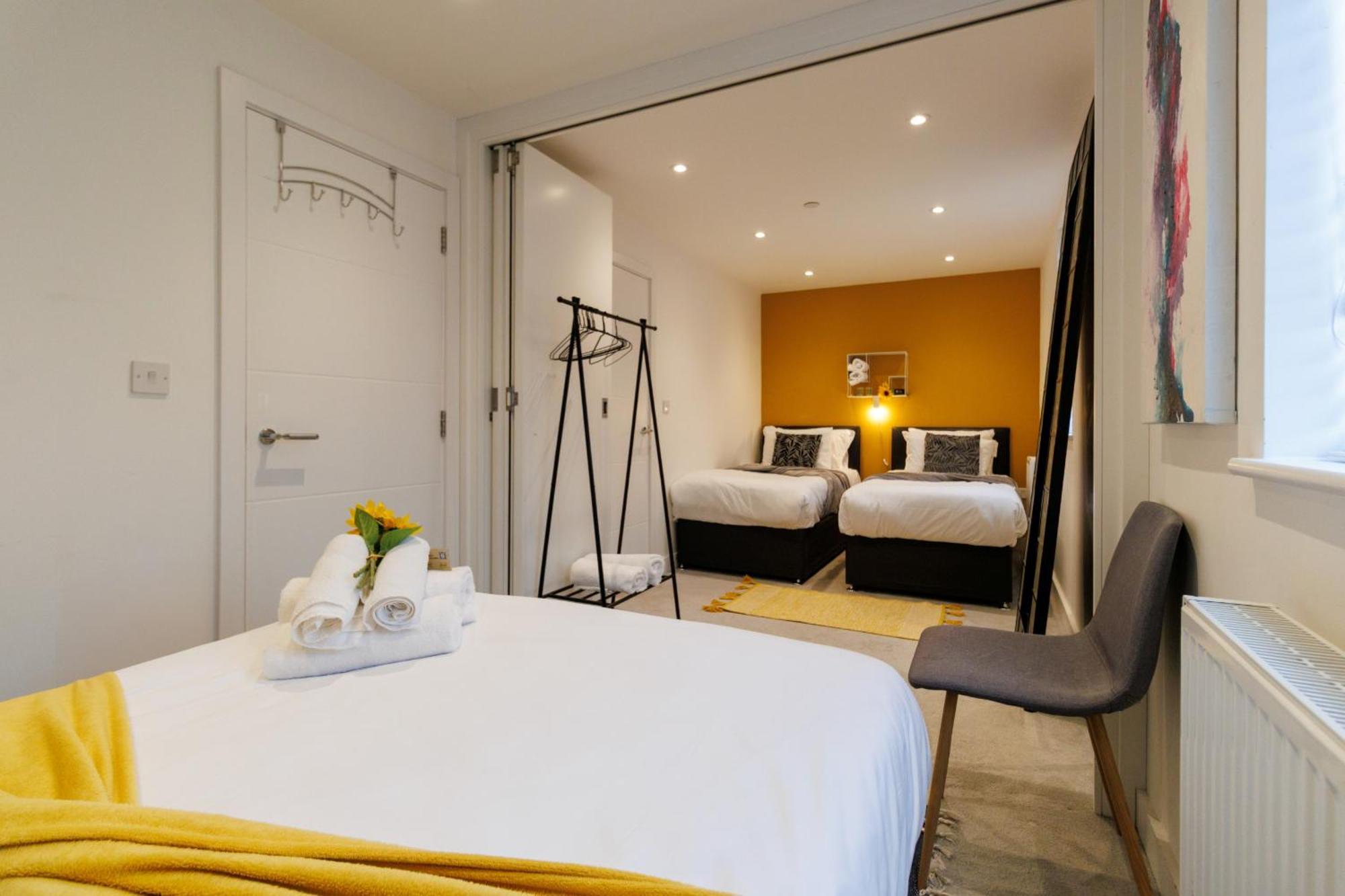 City Centre, Sleeps 7, Stunning Views & Parking, Interconnected Rooms Long Stay Work Contractor Leisure, Diamond Penthouse Cambridge  Luaran gambar