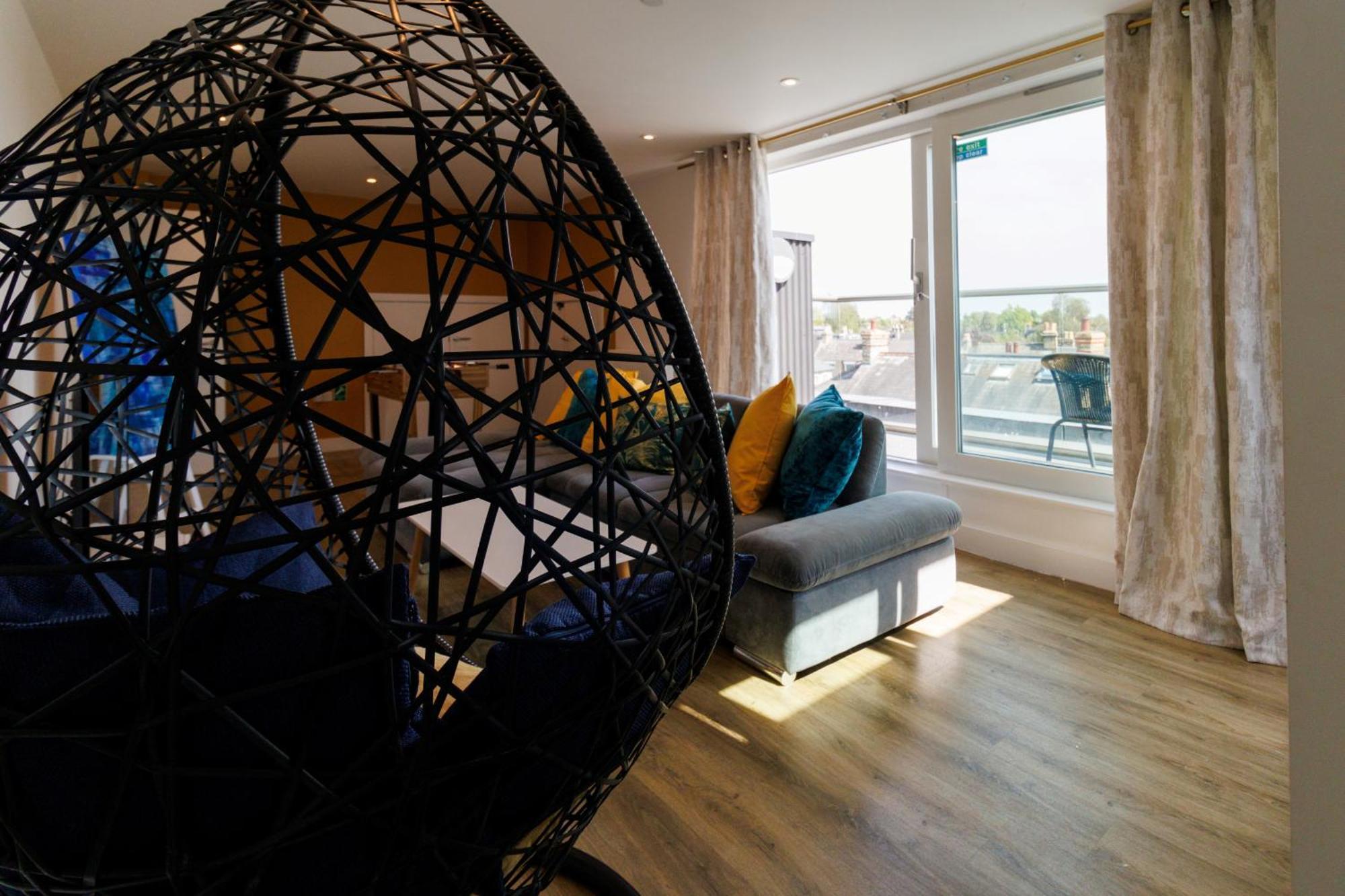 City Centre, Sleeps 7, Stunning Views & Parking, Interconnected Rooms Long Stay Work Contractor Leisure, Diamond Penthouse Cambridge  Luaran gambar